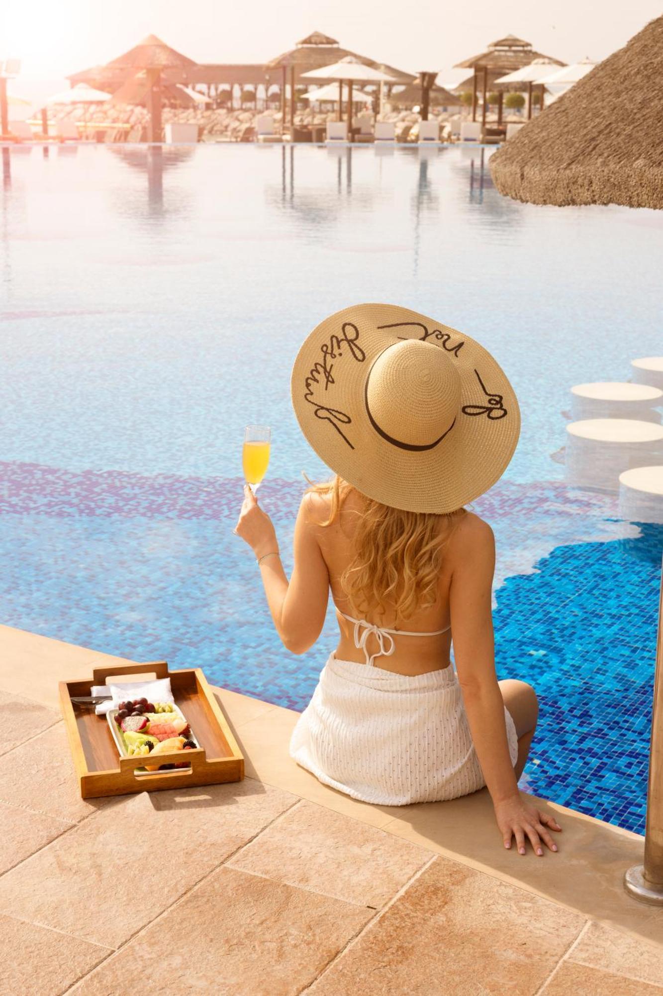 Al Maya Island & Resort Abu Dhabi Exterior photo